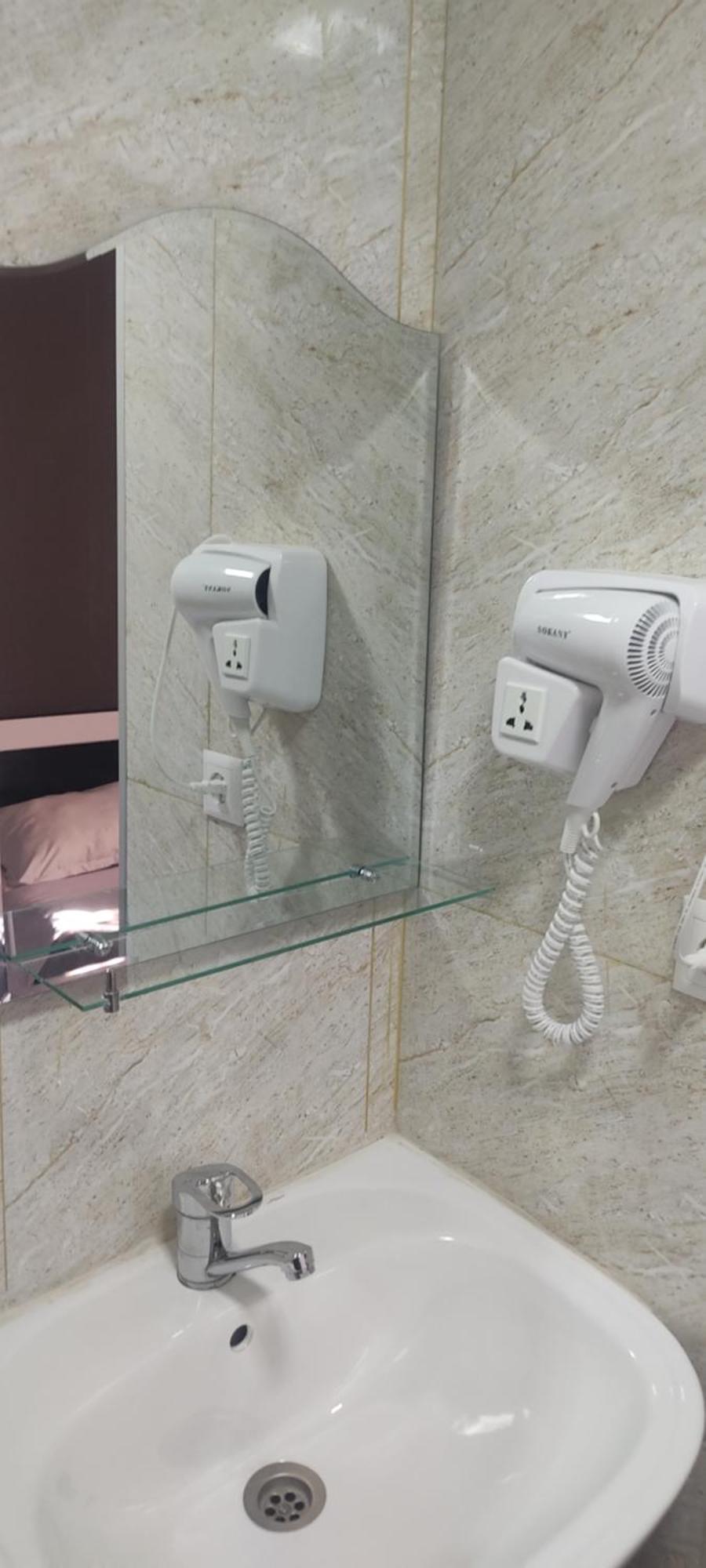 Hotel Lux Tiflis Dış mekan fotoğraf